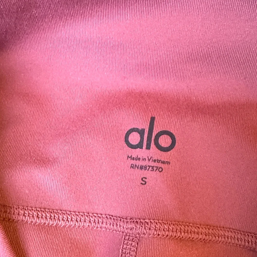 Alo’s bootcut Pink Bottoms
